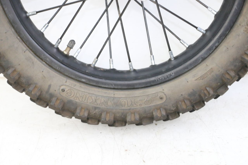 photo de REAR RIM AND TIRE APOLLO RFZ 125 - Distinctive features