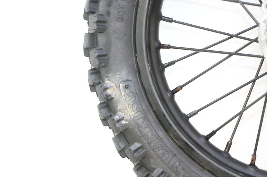 photo de REAR RIM AND TIRE APOLLO RFZ 125 - Component detail
