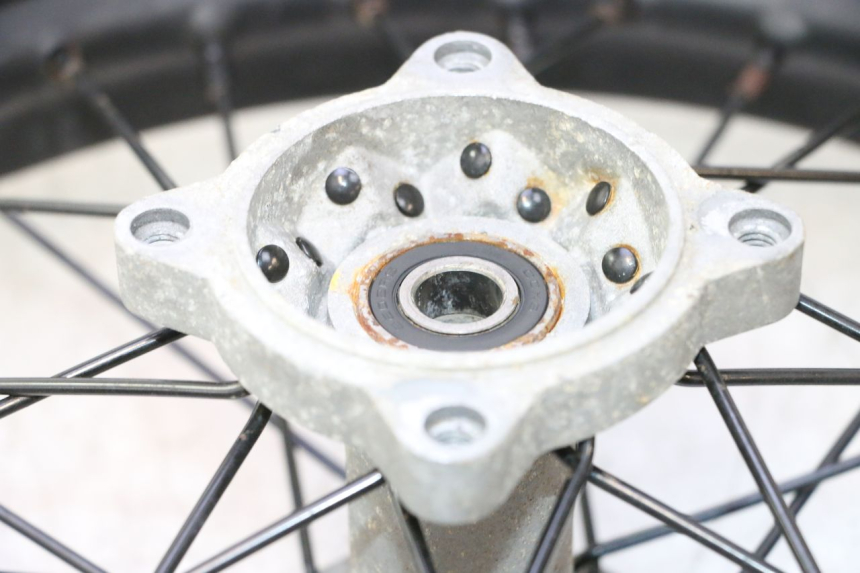 photo de REAR RIM AND TIRE APOLLO RFZ 125 - Checked used part
