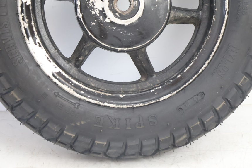 photo de REAR RIM AND TIRE TNT MOTOR ROMA 10' 2T 50 (2011 - 2018) - Zoom on usage condition