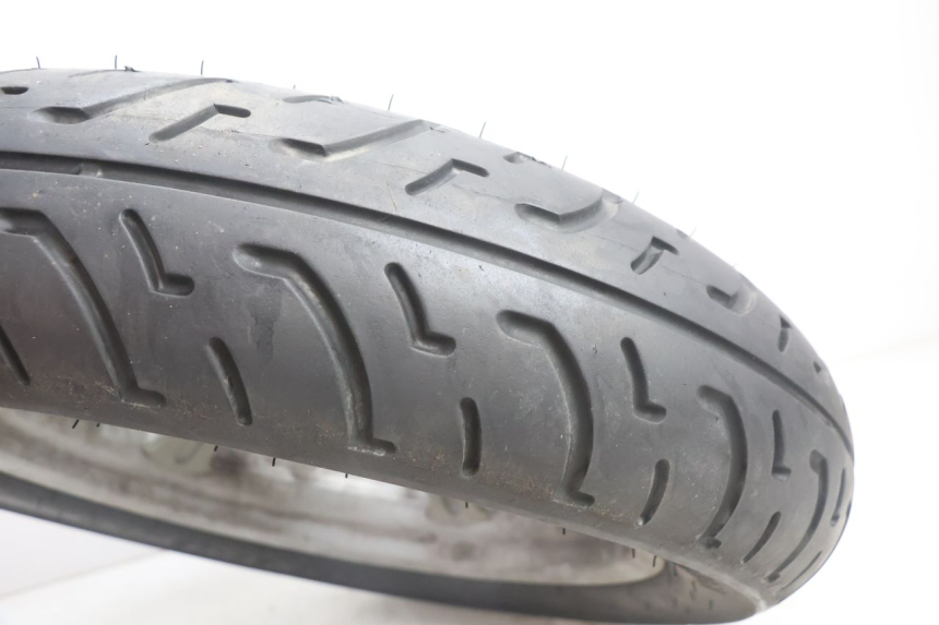 photo de REAR RIM AND TIRE APRILIA SCARABEO GT 125 (1999 - 2007) - Supplementary product photo