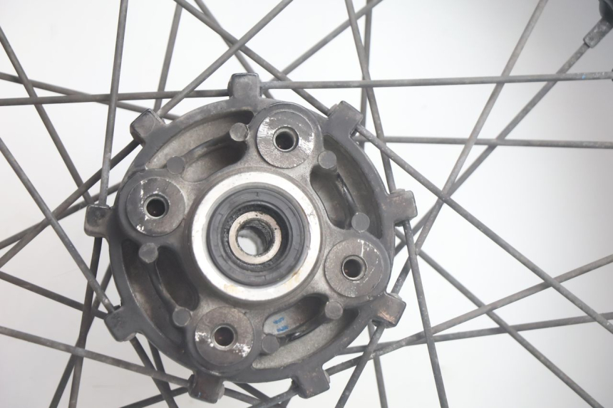 photo de REAR RIM AND TIRE MASH SEVENTY FIVE 125 (2013 - 2021) - Markings and original references