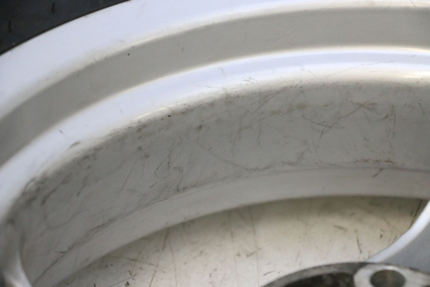 photo de REAR RIM AND TIRE PEUGEOT SPEEDFIGHT LC 50 (1996 - 2002) - Alternative perspective