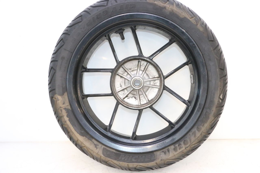 photo de REAR RIM AND TIRE APRILIA SR MOTARD 50 (2012 - 2018) - Component detail