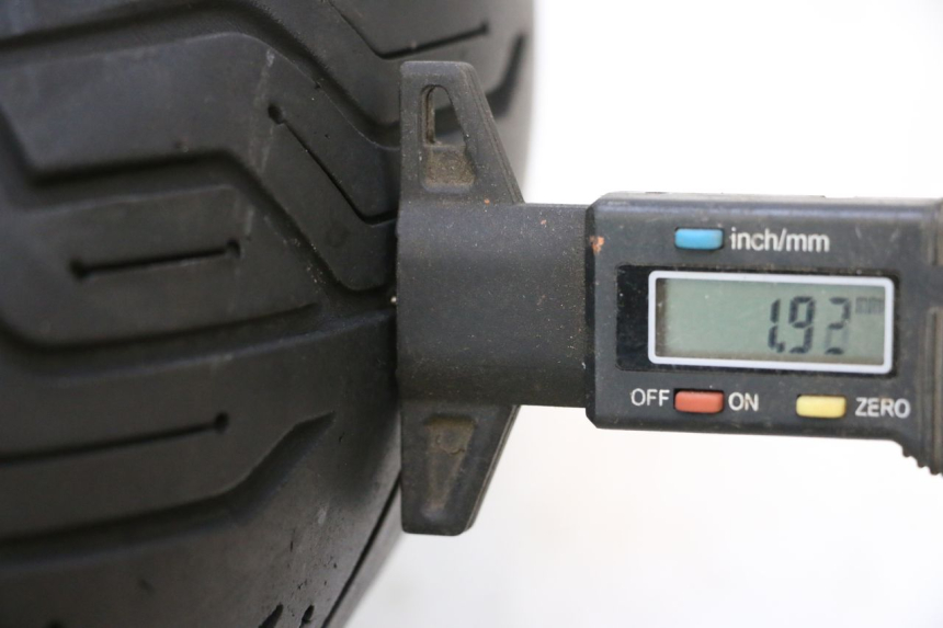photo de REAR RIM AND TIRE APRILIA SR MOTARD 50 (2012 - 2018) - Detailed visual inspection
