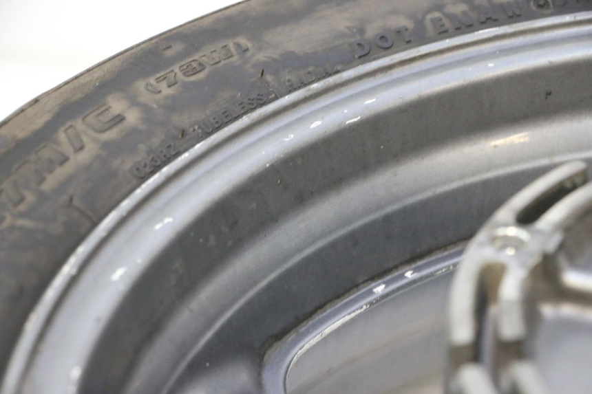 photo de REAR RIM AND TIRE HONDA ST PAN EUROPEAN 1100 (1990 - 2002) - Distinctive features