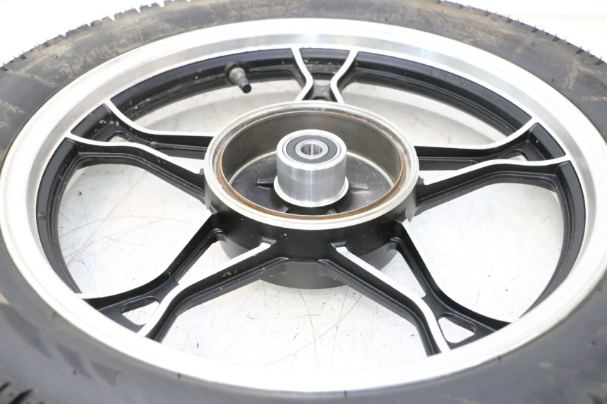 photo de REAR RIM AND TIRE YAMASAKI STREET 50 (2013 - 2018) - Product overview
