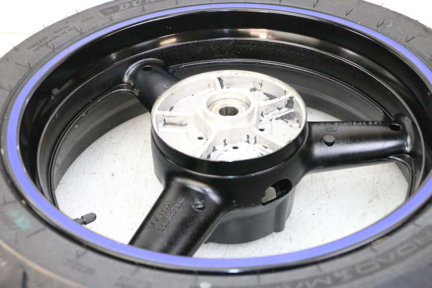photo de REAR RIM AND TIRE SUZUKI GSX F GSXF 650 (2007 - 2015) - Markings and original references