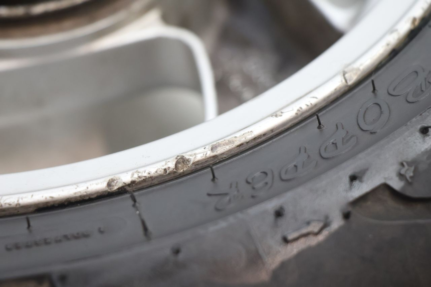 photo de REAR RIM AND TIRE PEUGEOT VIVACITY 50 (2004 - 2009) - Distinctive features