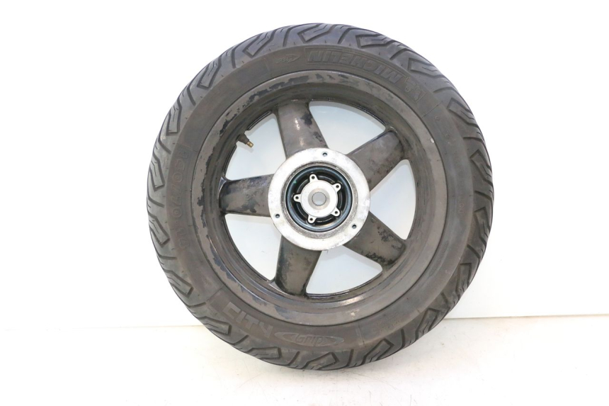photo de REAR RIM AND TIRE YAMAHA X-MAX XMAX 125 (2010 - 2013) - Main view