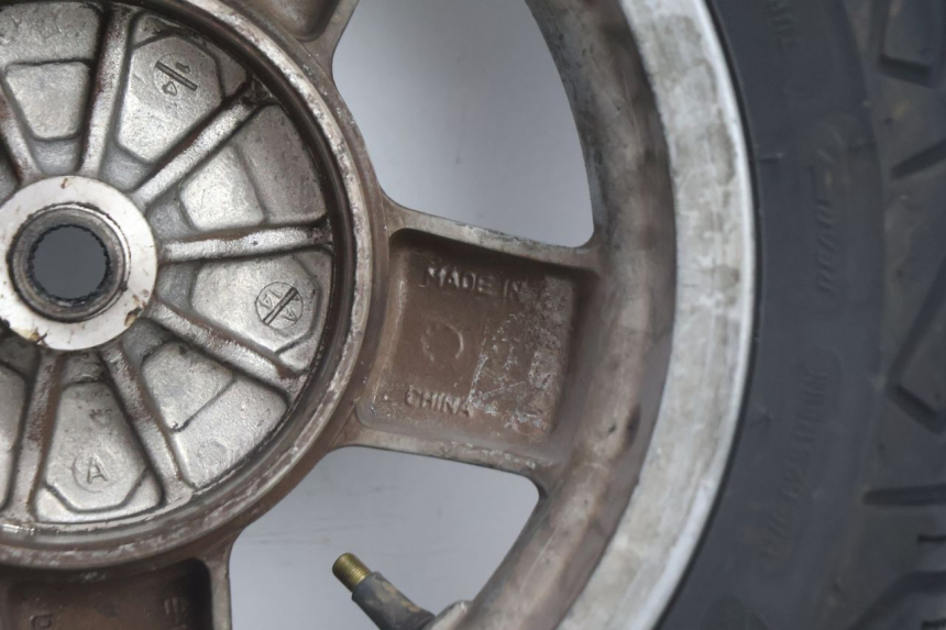 photo de REAR RIM AND TIRE PIAGGIO X8 STREET 125 (2006 - 2007) - Component zoom