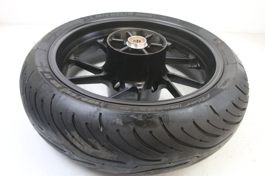 photo de REAR RIM AND TIRE YAMAHA TRACER 7 700 (2020 - 2024) - Component detail