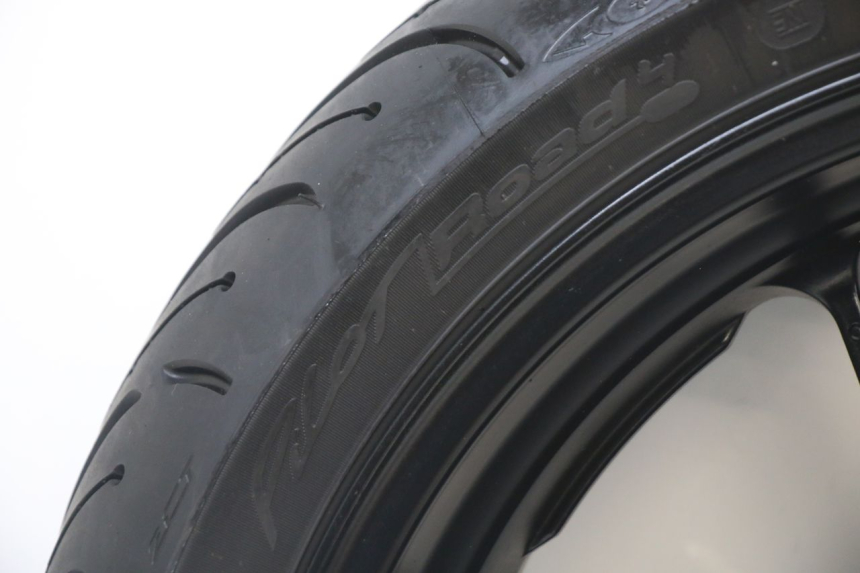 photo de REAR RIM AND TIRE YAMAHA TRACER 7 700 (2020 - 2024) - Distinctive features