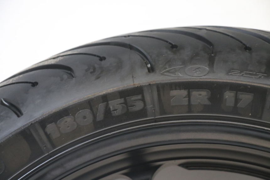 photo de REAR RIM AND TIRE YAMAHA TRACER 7 700 (2020 - 2024) - Component zoom