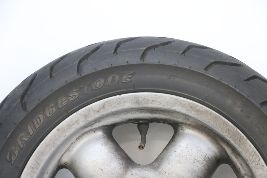 photo de REAR RIM AND TIRE YAMAHA YP MAJESTY 125 (2002 - 2006) - Detailed visual inspection