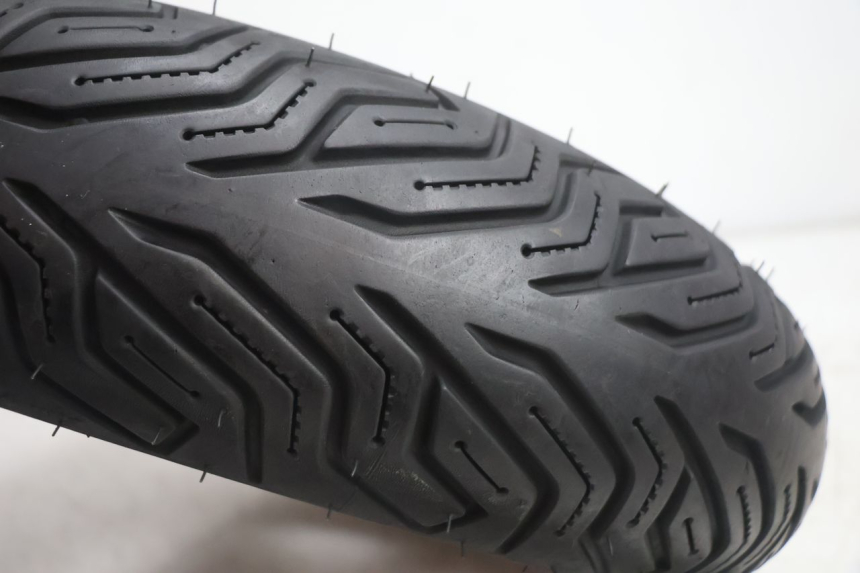 photo de REAR RIM AND TIRE YAMAHA YP MAJESTY 125 (2002 - 2006) - Spare part profile view