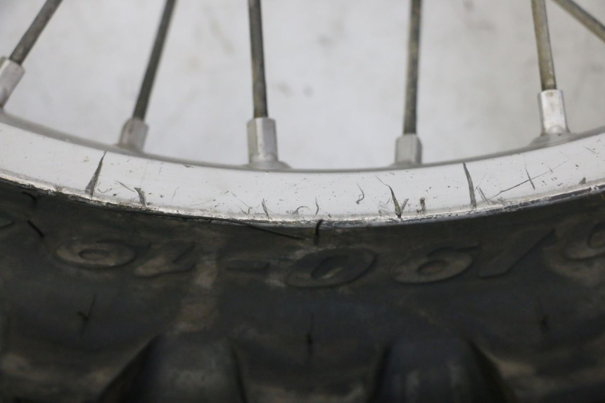 photo de REAR RIM AND TIRE YAMAHA YZF YZ-F 450 (2014 - 2016) - Additional view of the item