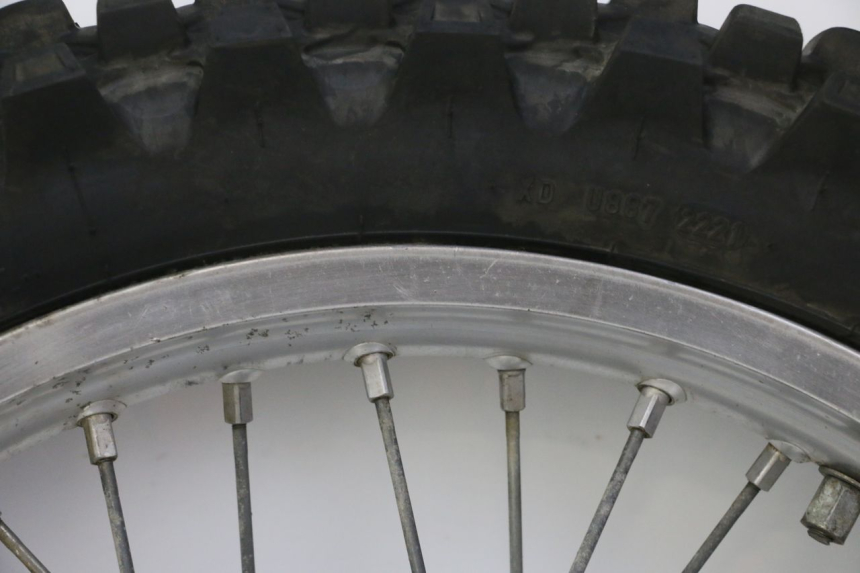 photo de REAR RIM AND TIRE YAMAHA YZF YZ-F 450 (2014 - 2016) - Focus on structure