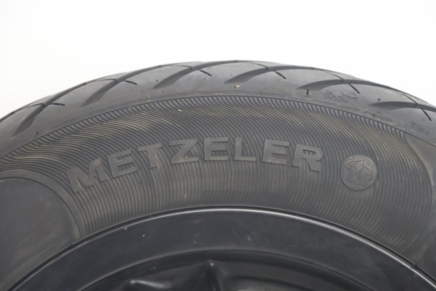 photo de REAR RIM AND TIRE PIAGGIO ZIP IGET 4T 50 (2021 - 2023) - Distinctive features
