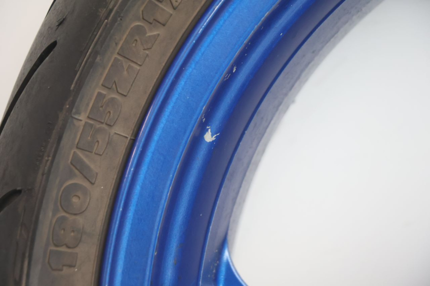 photo de REAR RIM AND TIRE KAWASAKI ZX-6R ZX6R 600 (2000 - 2002) - Focus on structure