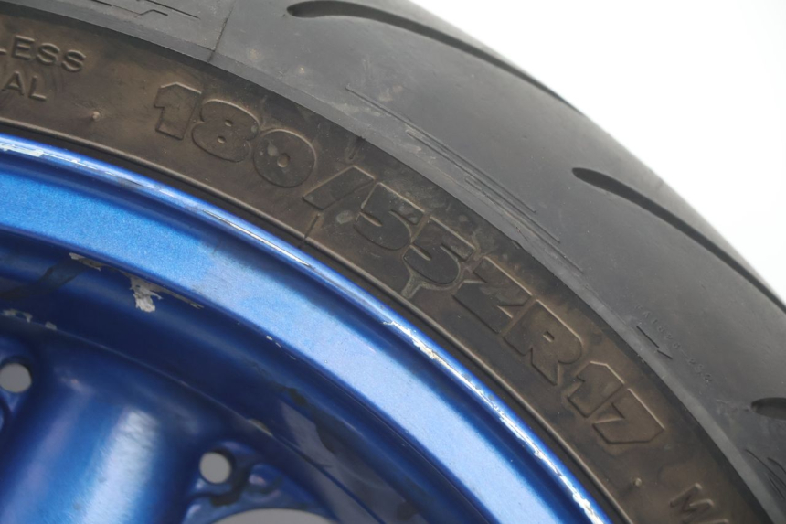 photo de REAR RIM AND TIRE KAWASAKI ZX-6R ZX6R 600 (2000 - 2002) - Technical close-up