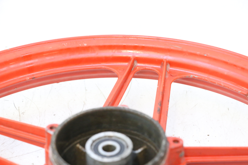 photo de REAR RIM PEUGEOT 103 SPX CLIP 50 (1989 - 1992) - High-resolution close-up