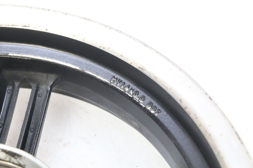 photo de REAR WHEEL RIM KYMCO AGILITY 16+ 4T 50 (2018 - 2023) - High-resolution close-up