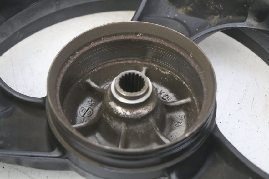 photo de REAR WHEEL RIM KYMCO AGILITY 4T 50 (2018 - 2022) - Supplementary product photo