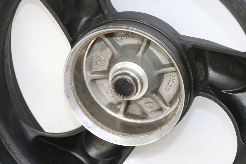 photo de REAR WHEEL KYMCO AGILITY 4T 50 (2005 - 2018) - Technical close-up