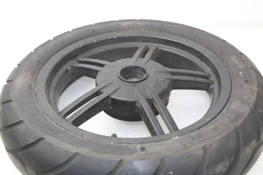photo de REAR WHEEL RIM KYMCO AGILITY CITY 2T 50 (2008 - 2016) - Alternative perspective