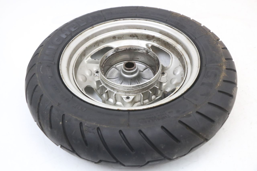 photo de REAR RIM KYMCO AGILITY PREMIUM 50 (2007 - 2010) - Markings and original references