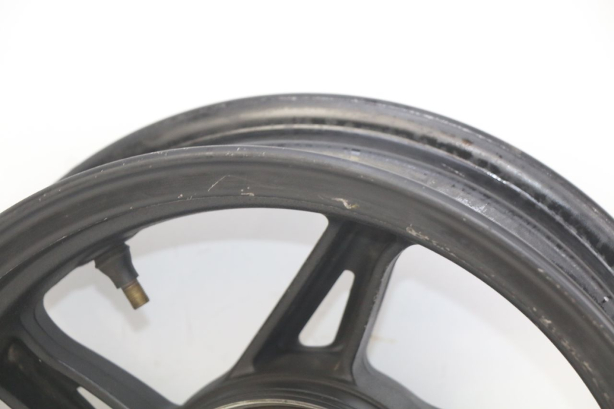 photo de REAR WHEEL RIM KYMCO AGILITY RS 4T 50 (2009 - 2013) - Zoom on usage condition