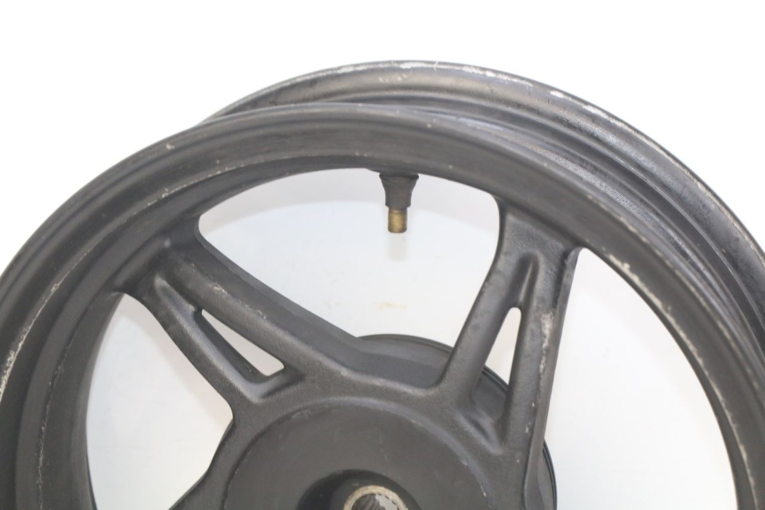 photo de REAR WHEEL RIM KYMCO AGILITY RS 4T 50 (2009 - 2013) - Fixing points details