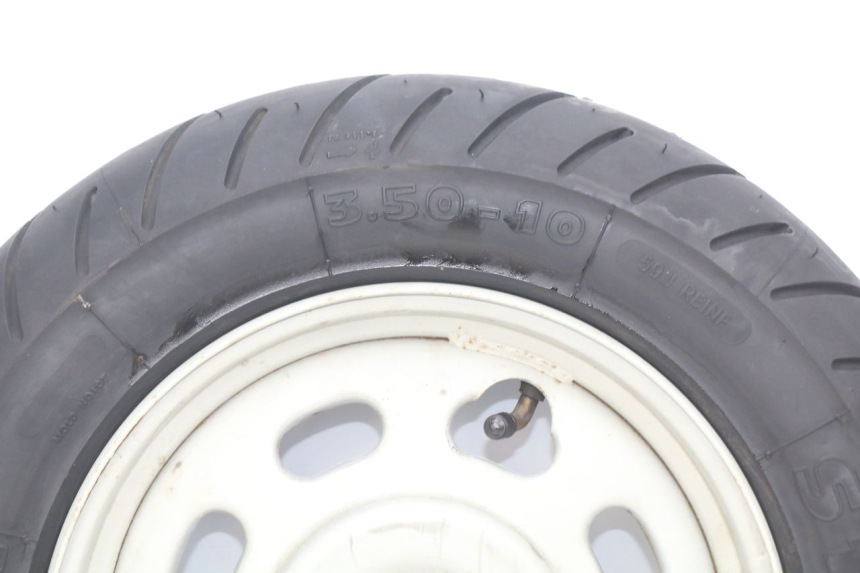 photo de REAR WHEEL RIM TAOTAO BEATBOX 2 50 (2005 - 2017) - Fixing points details