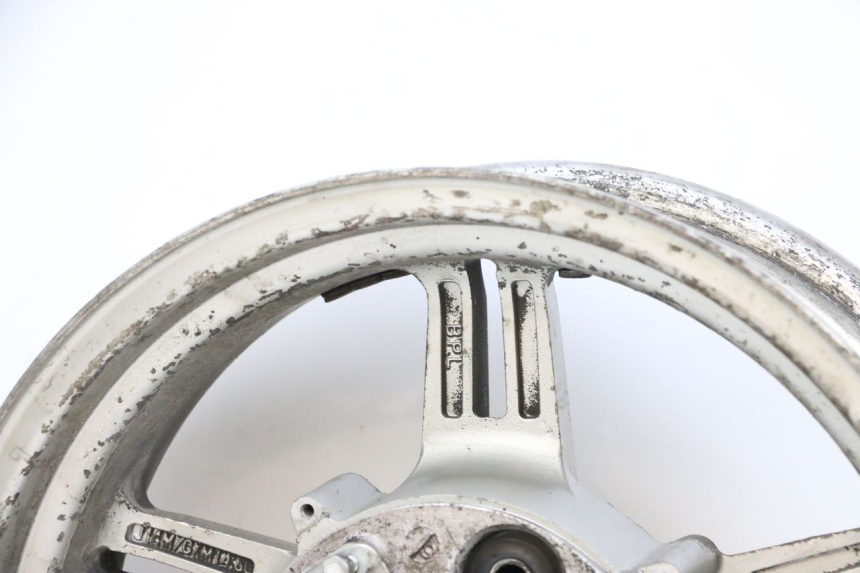 photo de REAR RIM SUZUKI BURGMAN EXECUTIVE ABS 650 (2006 - 2012) - Surface and material condition