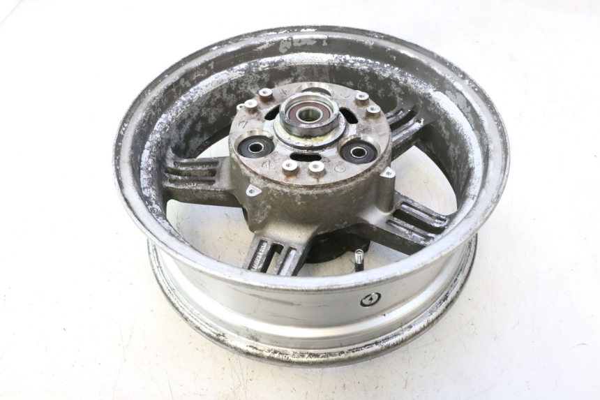 photo de REAR RIM SUZUKI BURGMAN EXECUTIVE ABS 650 (2006 - 2012) - Distinctive features