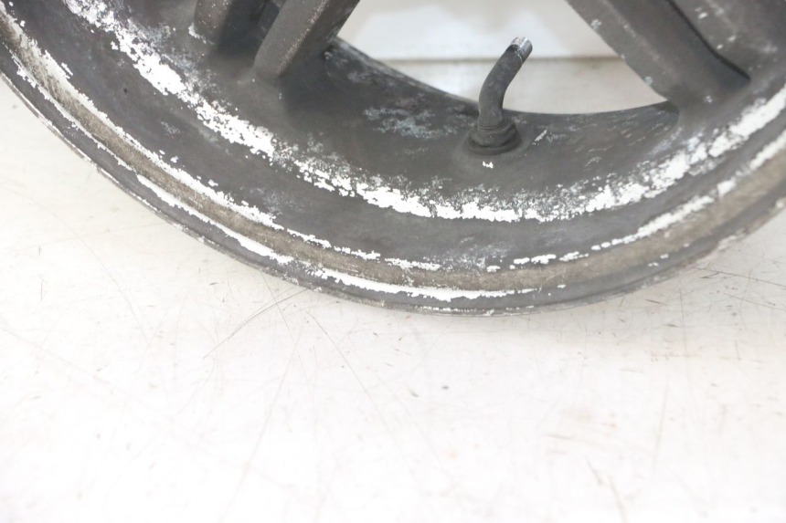 photo de REAR RIM SUZUKI BURGMAN EXECUTIVE ABS 650 (2006 - 2012) - Zoom on usage condition