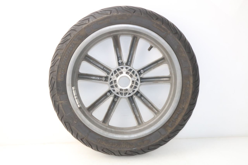 photo de REAR RIM PIAGGIO CARNABY 125 (2007 - 2011) - Component detail