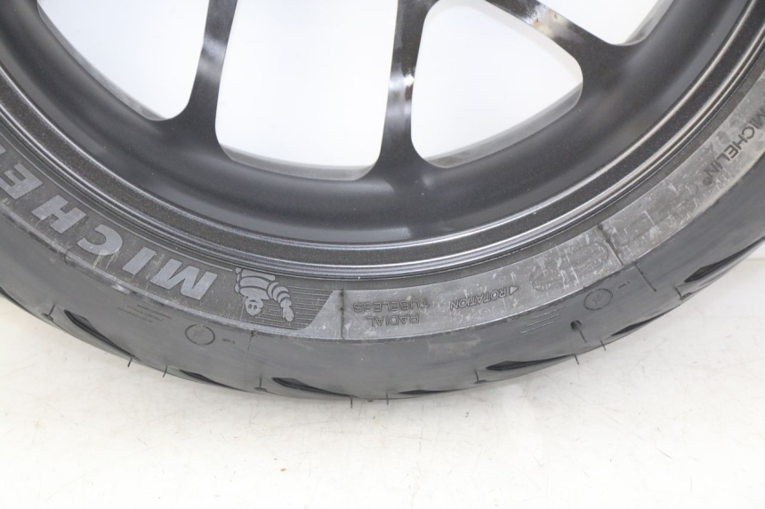 photo de REAR WHEEL RIM HONDA CB R 1000 (2018 - 2023) - Supplementary product photo