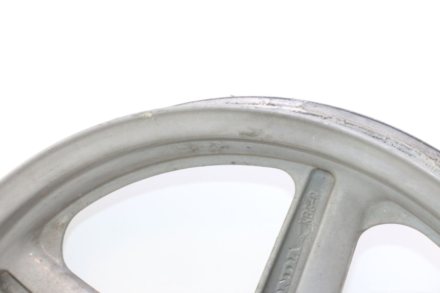 photo de REAR RIM HONDA CB TWO FIFTY 250 (1991 - 2002) - Fixing points details