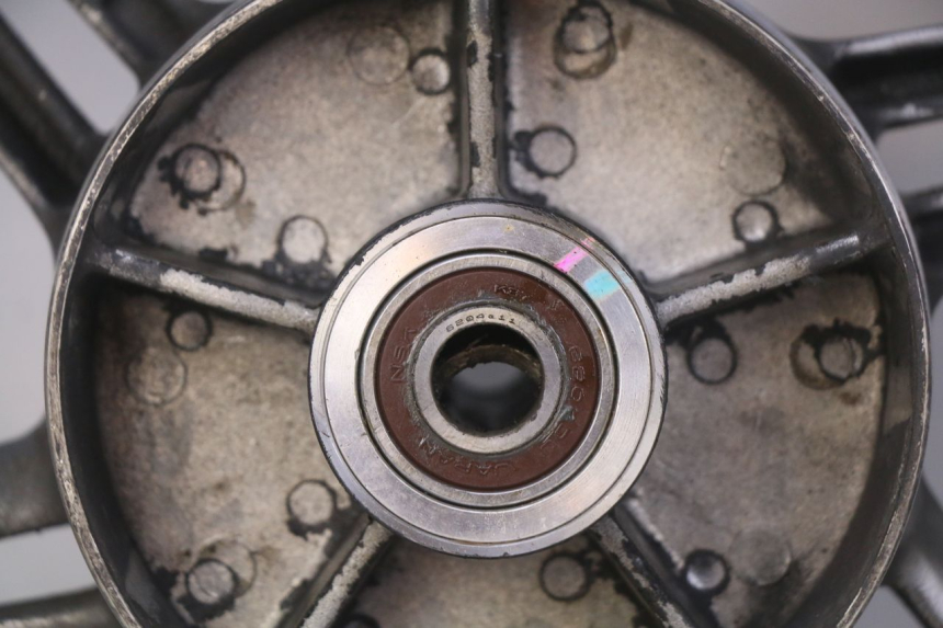 photo de REAR WHEEL RIM HONDA CBF 500 (2004 - 2007) - Distinctive features