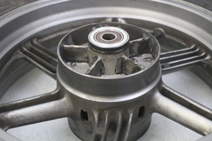 photo de REAR WHEEL RIM HONDA CBF 500 (2004 - 2007) - Technical close-up