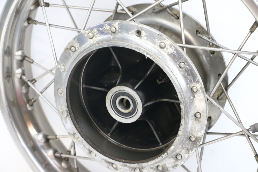 photo de REAR RIM APRILIA CLASSIC 125 (1995 - 2001) - Surface and material condition