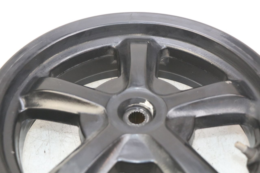 photo de REAR WHEEL RIM SYM CROX 4T 50 (2016 - 2023) - Distinctive features