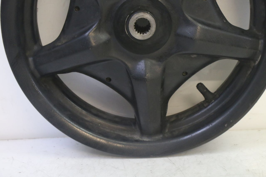photo de REAR RIM YAMAHA CYGNUS X INJECTION 125 (2007 - 2013) - Zoom on usage condition