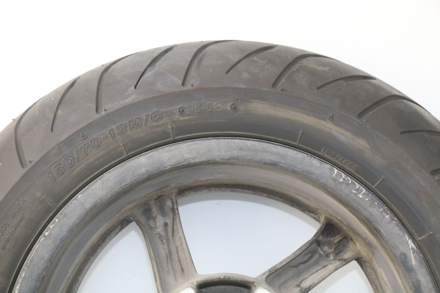 photo de REAR WHEEL RIM KYMCO DINK STREET 125 (2009 - 2014) - Surface and material condition