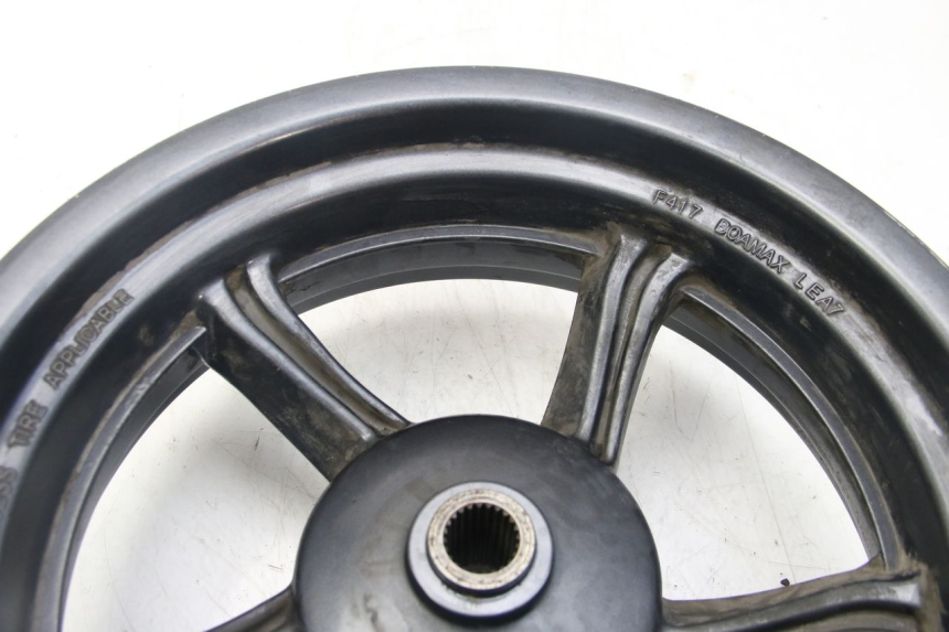 photo de REAR WHEEL RIM KYMCO DOWNTOWN ABS 125 (2015 - 2017) - Alternative perspective