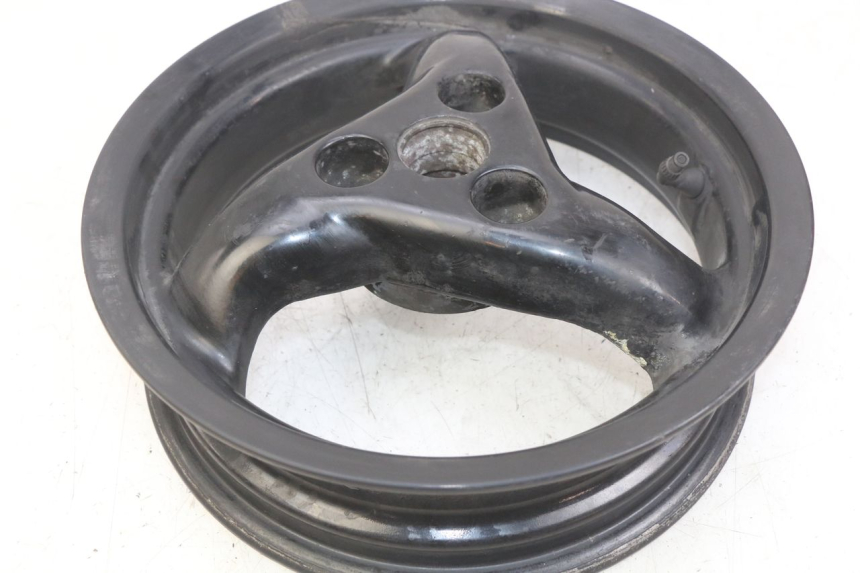 photo de REAR WHEEL RIM PEUGEOT ELYSTAR 50 (2002 - 2014) - Distinctive features