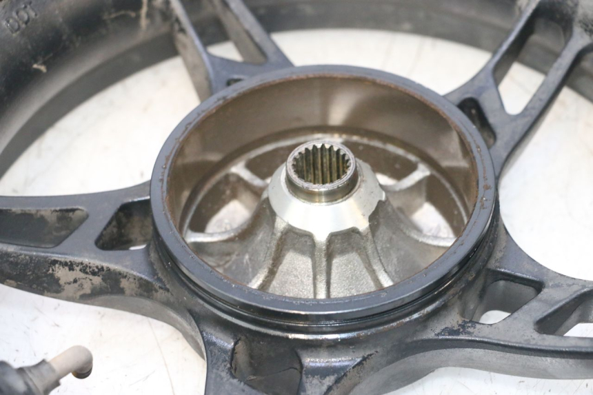 photo de REAR RIM KEEWAY F-ACT FACT EVO 50 (2020 - 2026) - Additional view of the item