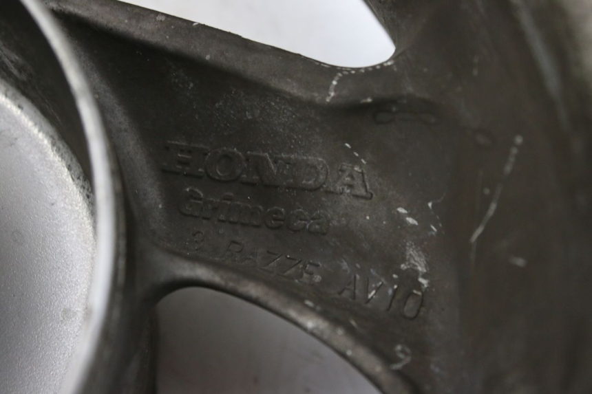 photo de REAR WHEEL RIM HONDA FES S-WING SWING ABS 125 (2007 - 2015) - Fixing points details